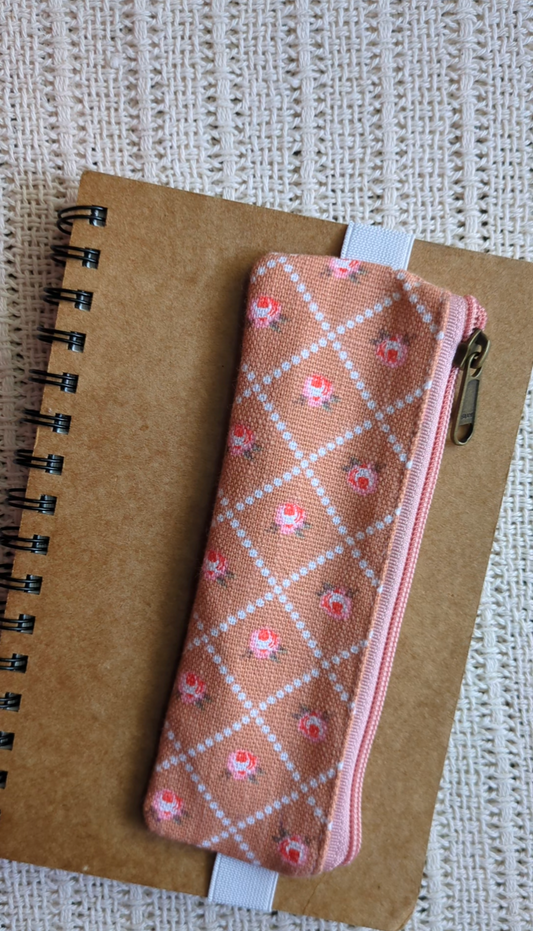 Pen Sleeve - Dusty Roses
